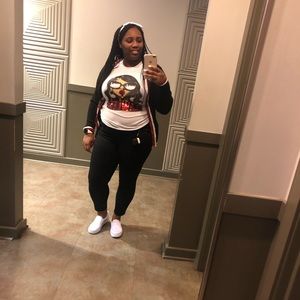 Meet your Posher, Siera